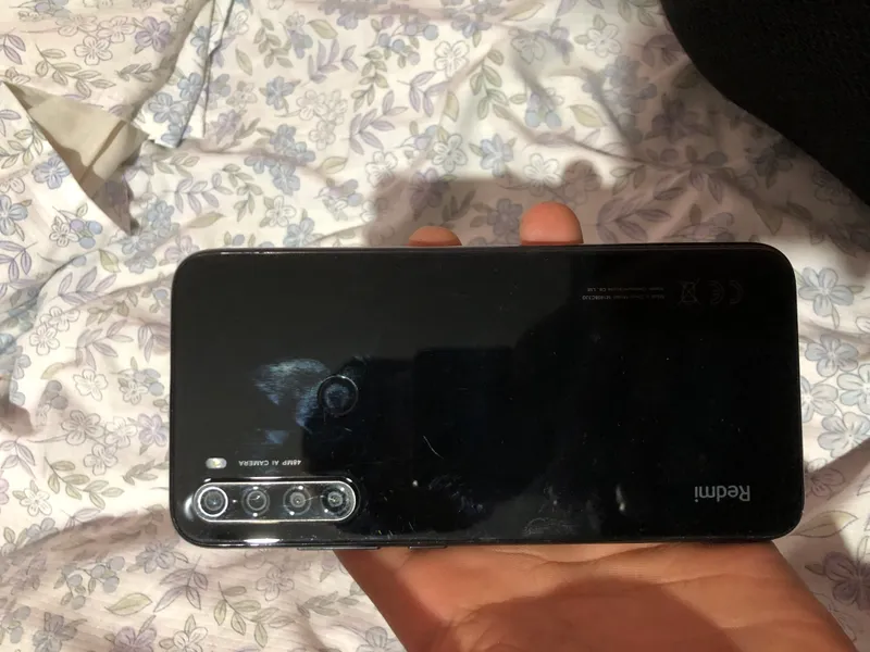 Redmi Note 8, память 64, состояние 10/9 1