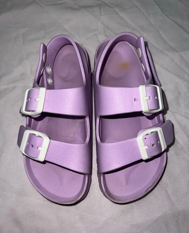Bolalar oyoq kiyimi, shippaklar, sandallar, mayka 5 Bolalar oyoq kiyimi, shippaklar, sandallar, mayka 5