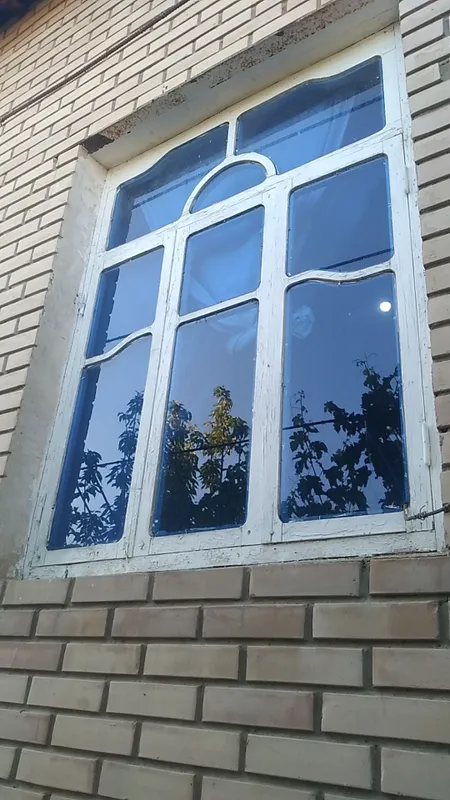 Deraza eshik sotiladi 1 Deraza eshik sotiladi 1