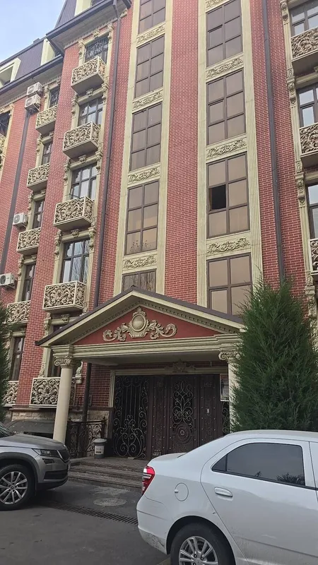 3 xonali kvartira, 106 m2, Mirzo Ulug'bek 1