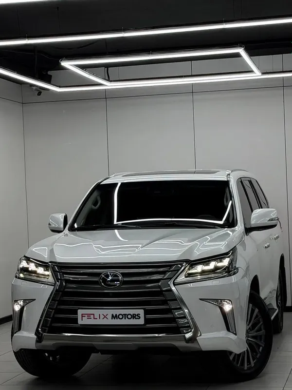 Lexus LX570 Super Sport — фото 1