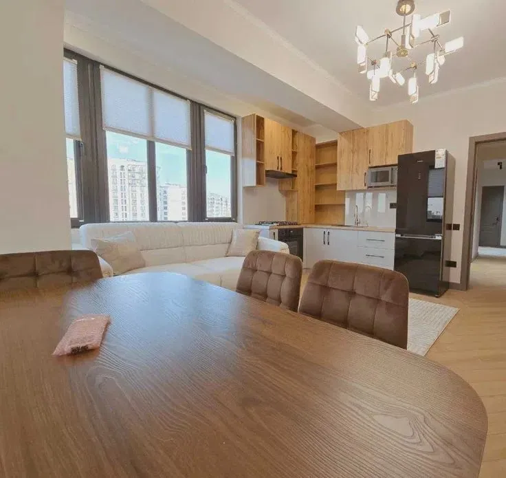 3 xonali kvartira sotiladi, 72 m² · ID 6835 1 3 xonali kvartira sotiladi, 72 m² · ID 6835 1