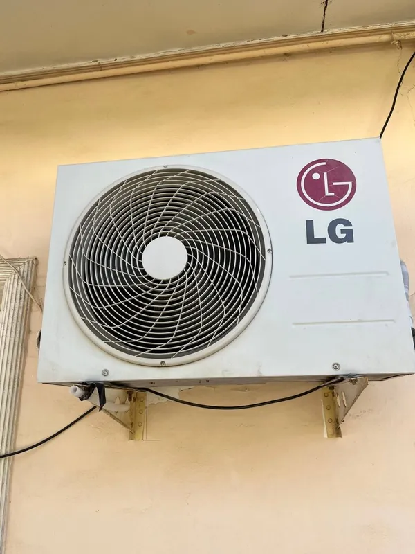LG kondisaner sotiladi polni ishlaydi 1 LG kondisaner sotiladi polni ishlaydi 1