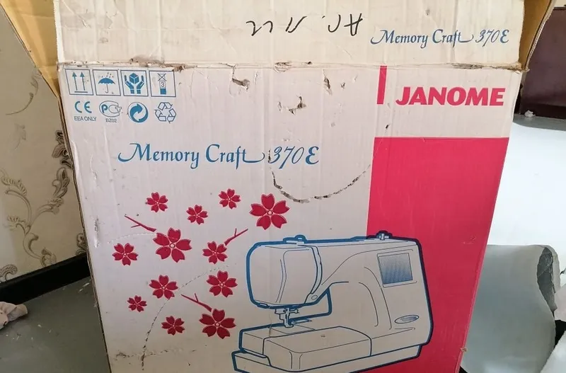 Продаётся вышивальная машина Janome MC370E 4 Продаётся вышивальная машина Janome MC370E 4
