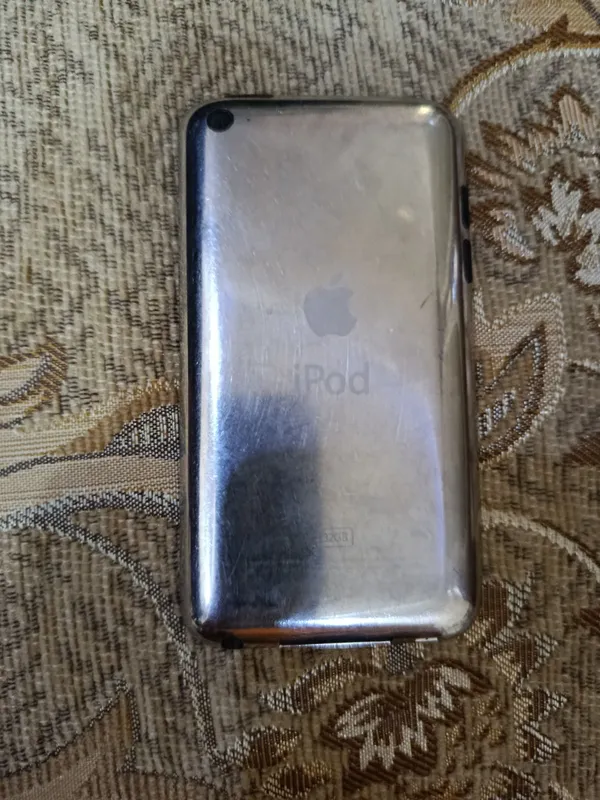 Apple iPod Touch 2