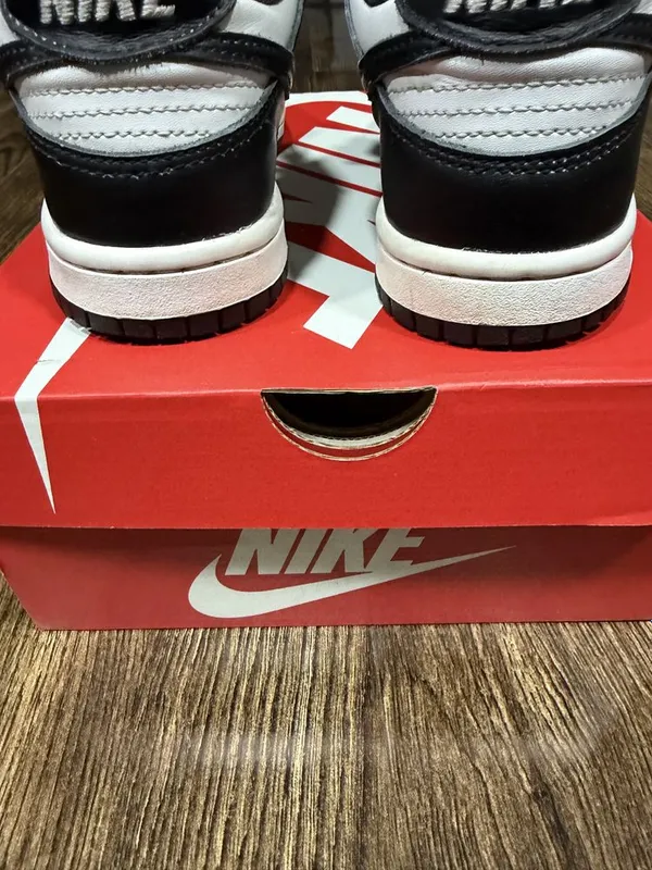 Nike кроссовки Детские 35 раз 3 Nike кроссовки Детские 35 раз 3