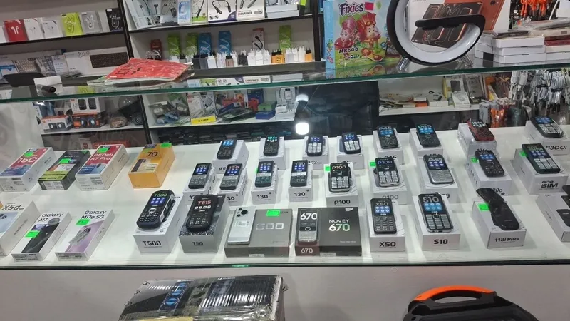 Smartfonlar va ehtiyot qismlar. 1
