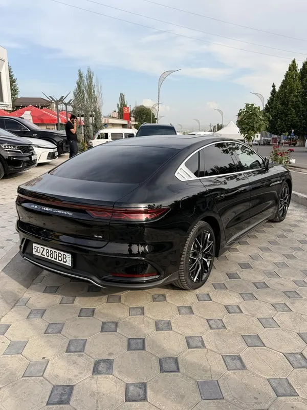 BYD xan 3.9 li dual motor 2023 yil tozza 35 ming yurgan — фото 3