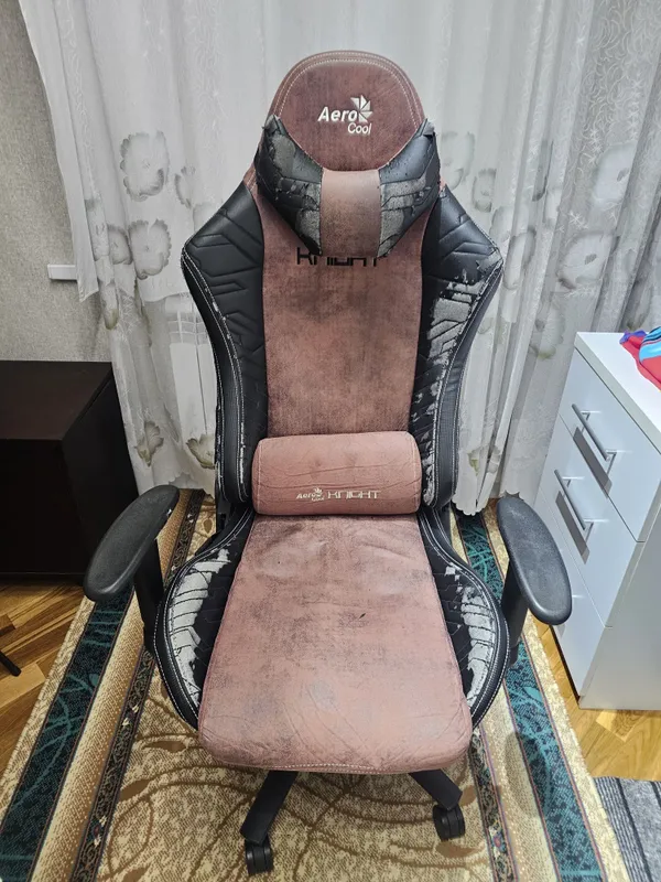 Игровое кресло Aero cool