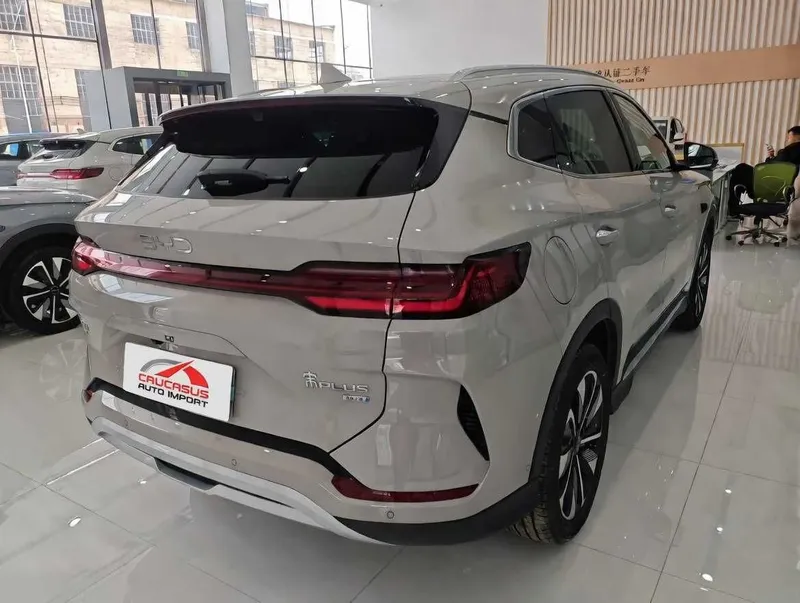 BYD Song Plus EV Champion 605 Flagship — фото 1