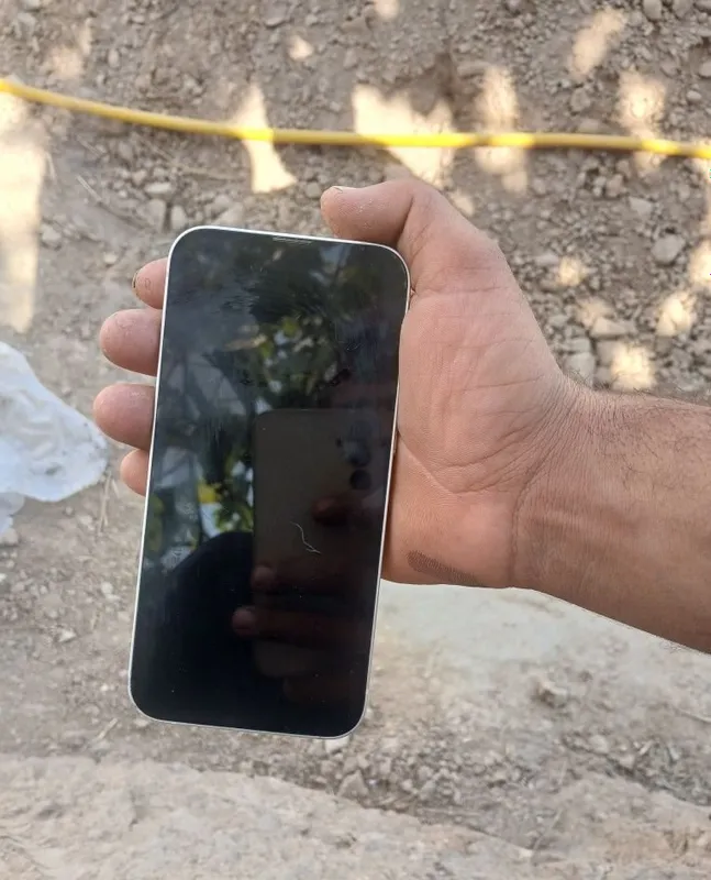 Белый цвет iPhone 13 2 Белый цвет iPhone 13 2