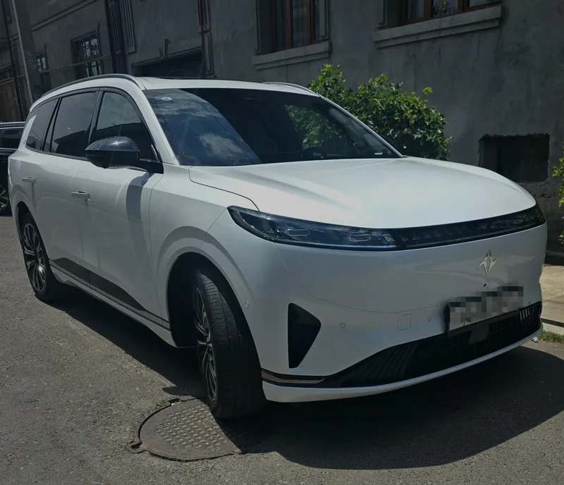 dongfeng 008 restyling