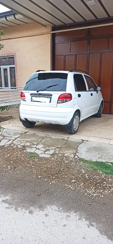 Matiz sotiladi 2009 yil pol lukis