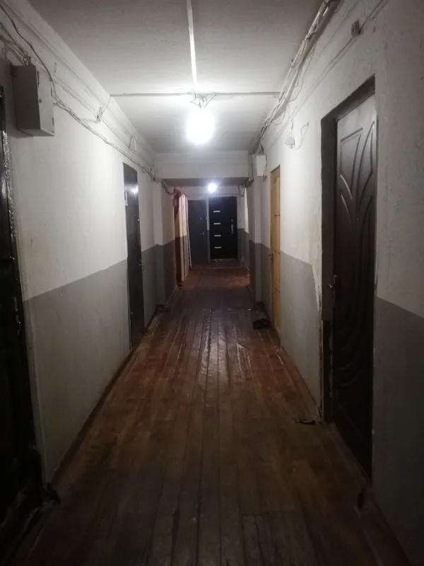Yotoqxonadagi shinam 1 xonali kvartira sotiladi 5 Yotoqxonadagi shinam 1 xonali kvartira sotiladi 5