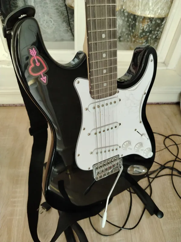 Elektro Gitara — фото 1