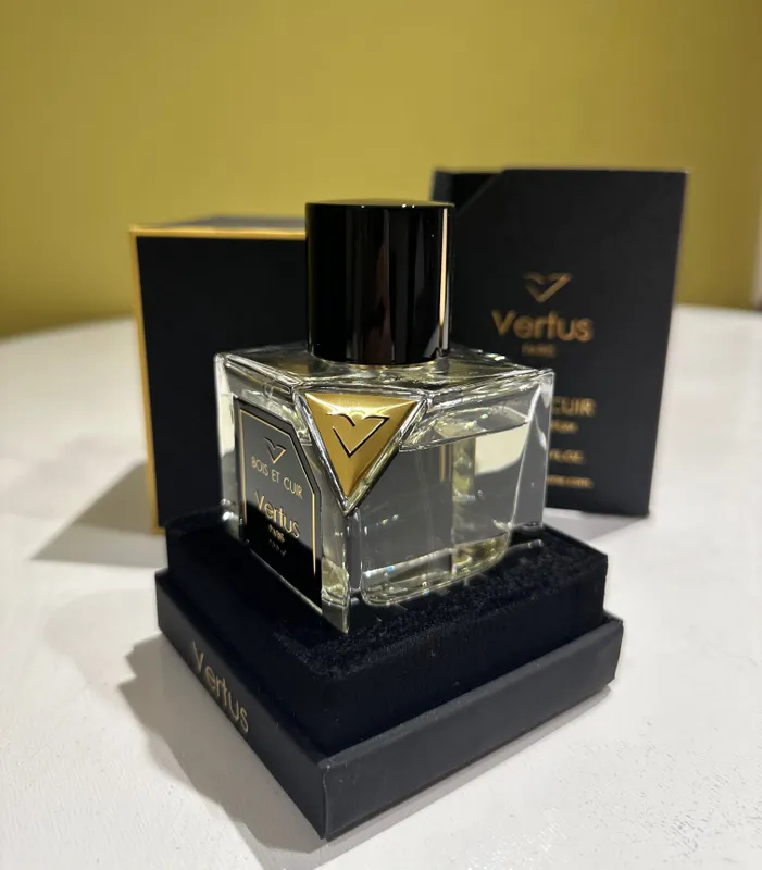 Vertus Bois Et Cuir, 100ml, Paris. Оригинальный унисекс парфюм. — фото 2