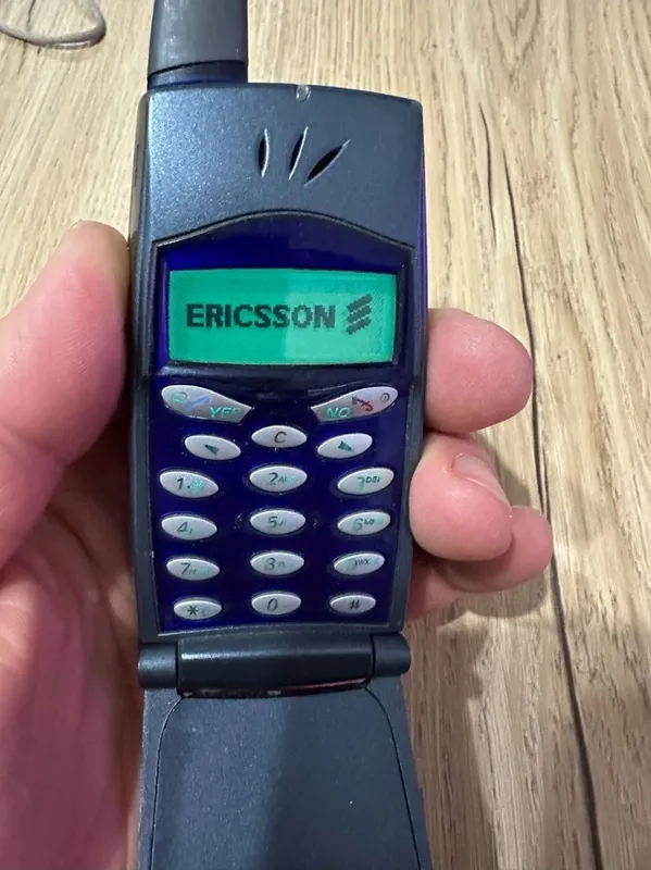 Sony Ericsson T29s