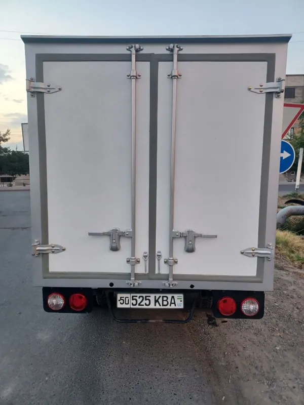 Kia bongo 3 izetermiz alo darajada 4