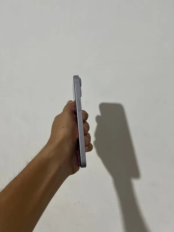Продаётся Iphone 14 по дешёвой цене 3