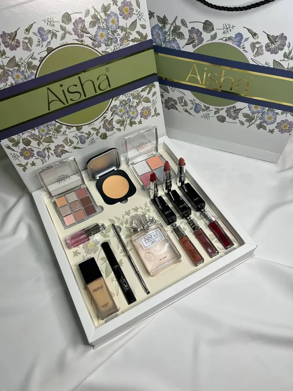 AISHA Ideal cosmetics - Декоративная косметика в наборе — фото 2