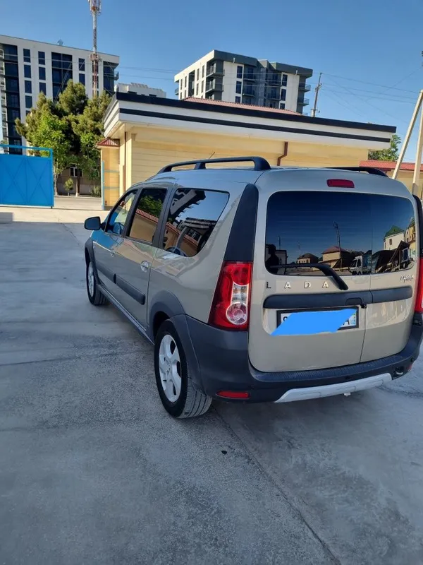 Lada largus cross 4 Lada largus cross 4