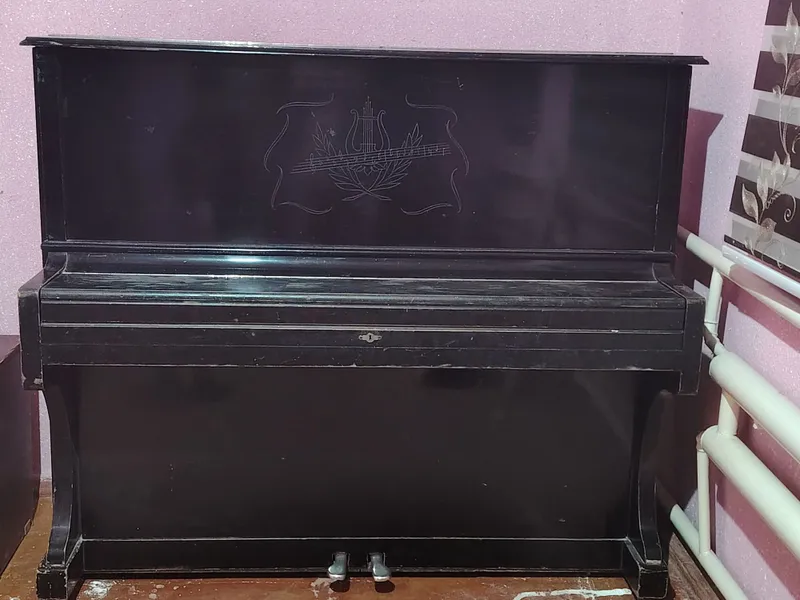 Enisiy pianino holati juda yaxshi faqat bir kishi foydalangan. — фото 1