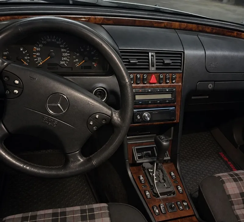 Mersedes w202 3,7 2 Mersedes w202 3,7 2