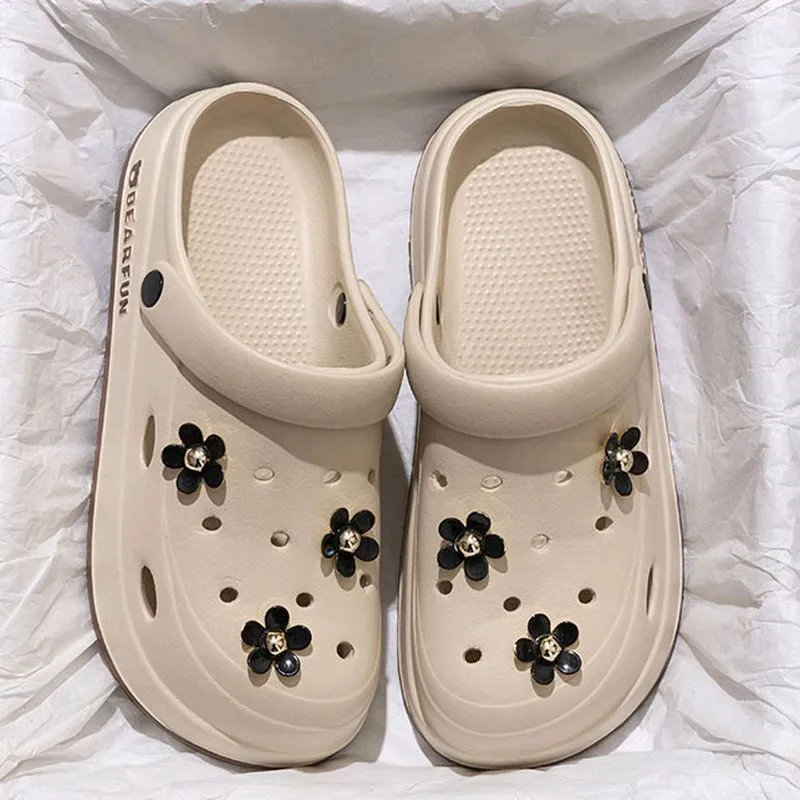 crocs — фото 1 crocs — фото 1