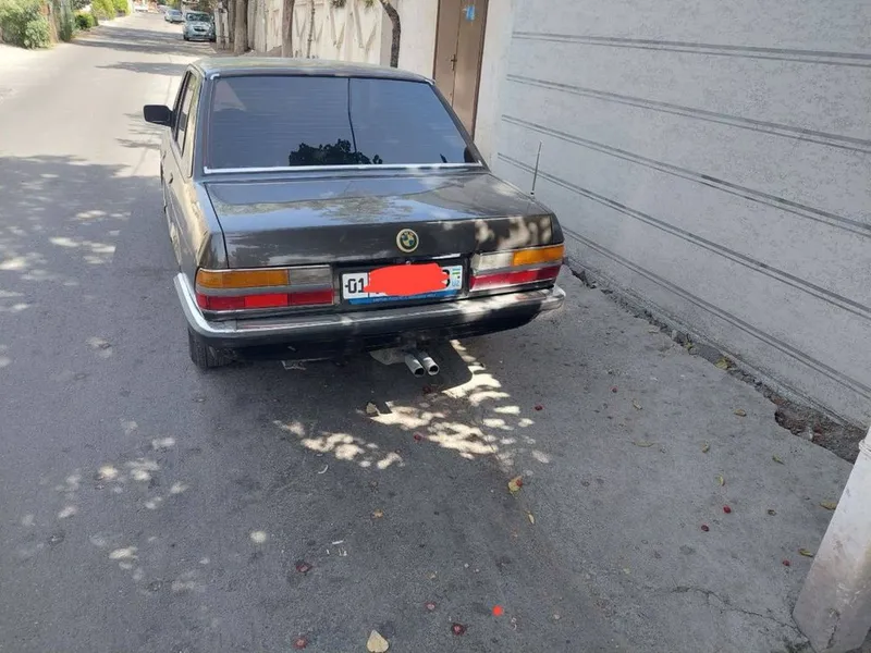 BMW E28 528i (Баварская версия) — фото 2