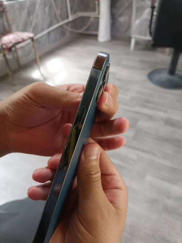 IPhone 12 pro max 4 IPhone 12 pro max 4