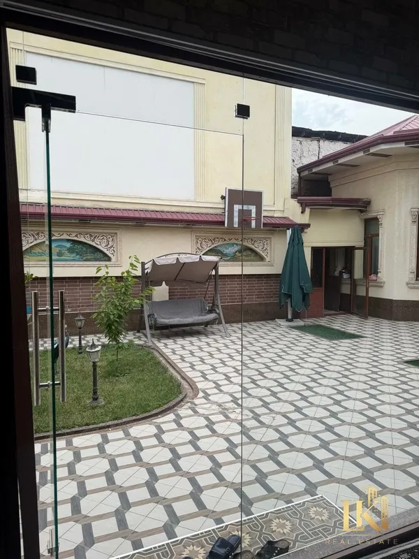 5 sotix uchastkada 3 ta sanuzelli keng 9 xonali uy, katta oila uchun a’lo variant, sokin berk ko‘cha, shoshilinch sotuv 4 5 sotix uchastkada 3 ta sanuzelli keng 9 xonali uy, katta oila uchun a’lo variant, sokin berk ko‘cha, shoshilinch sotuv 4