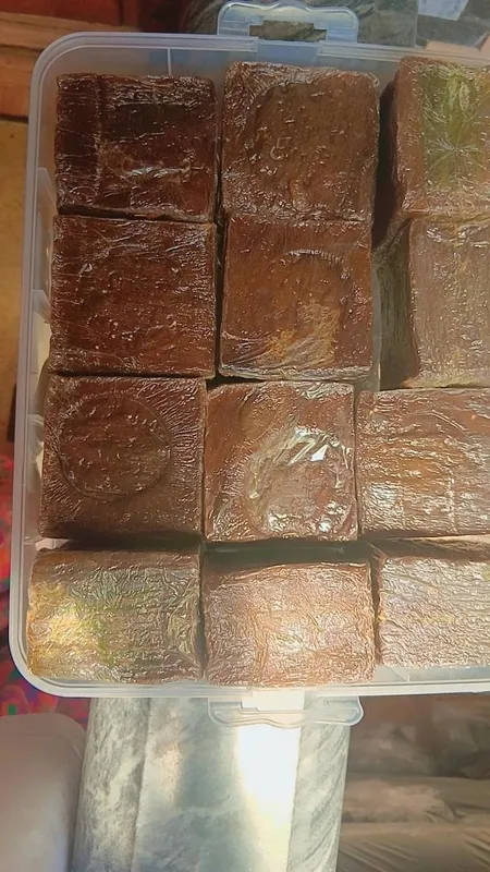 Натуральное оливковое мыло 3 Натуральное оливковое мыло 3
