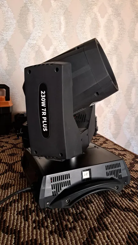 BEAM 230W 7R PLUS