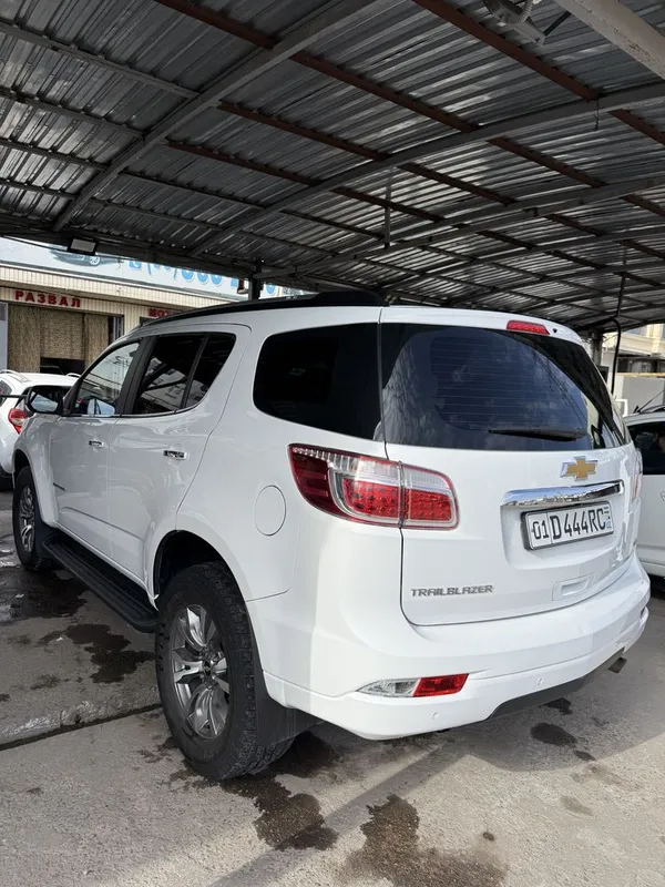 Treblezr 2020 yil 72000km. 100% halol.