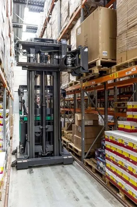 Рич трак (Reach Truck Mitsubishi) — фото 2