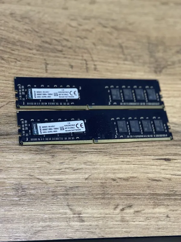 Продам оперативную память Kingston DDR4 16 gb kit (3200 мгц) 1 Продам оперативную память Kingston DDR4 16 gb kit (3200 мгц) 1