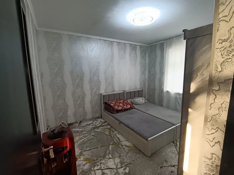 Yangi yol tumani 2 xona 42 kvadrad uy Leninizm 7