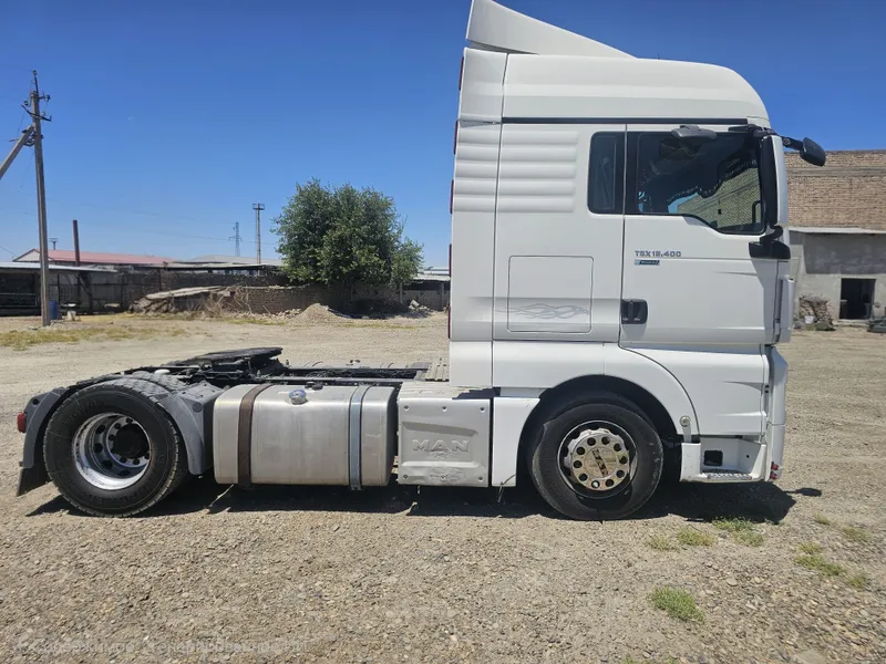 MAN TGX 18.400 тягач 3 MAN TGX 18.400 тягач 3