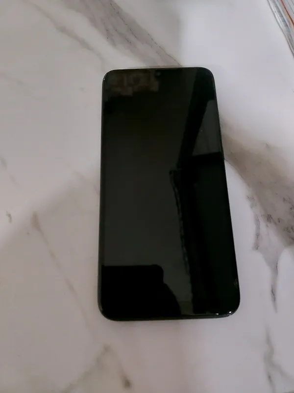 Продаю смартфон Redmi 7
