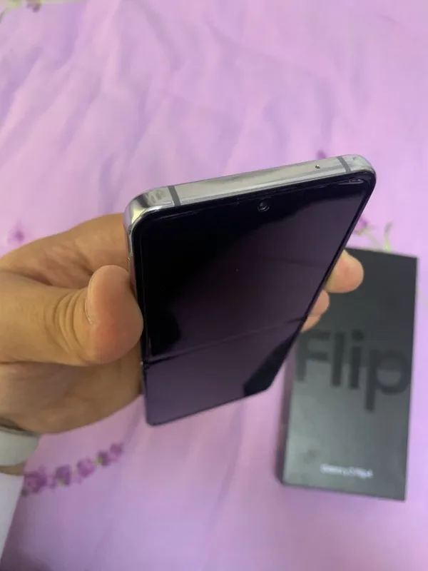 Samsung z flip 4 1 Samsung z flip 4 1