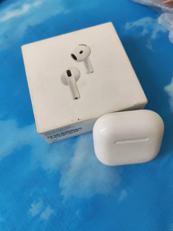 Беспроводные наушники AirPods 5
