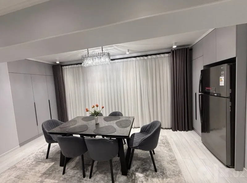Alay bozori, ikkilamchi uy, 3/5/9, 112 m², ta’mirdan keyin 1 Alay bozori, ikkilamchi uy, 3/5/9, 112 m², ta’mirdan keyin 1