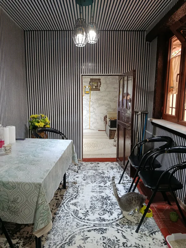 Kvartira sotaman 48000, hammasi piyoda masofada 1