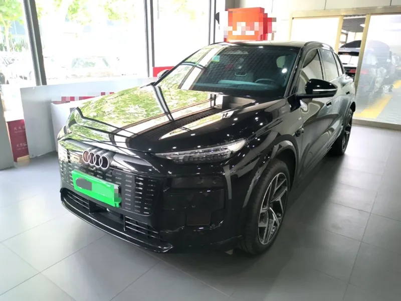 Audi Q6L e-tron 2026 SUV, 709km — фото 1