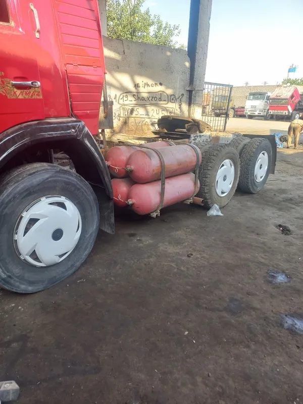 Kamaz tegach sotiladi 4