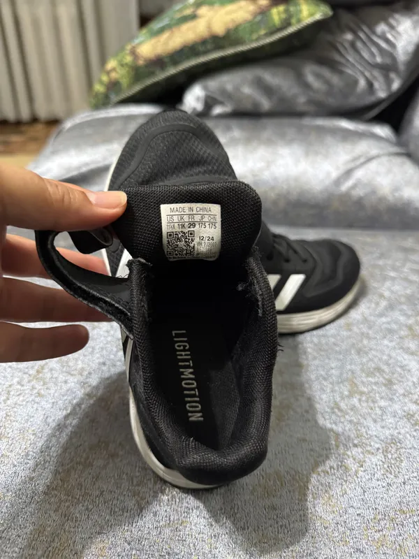 Кроссовки ADIDAS оригинал размер 29 2 Кроссовки ADIDAS оригинал размер 29 2
