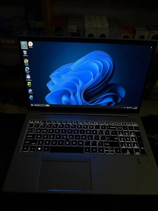 HP Ноутбук i5 10pokolenya — фото 1