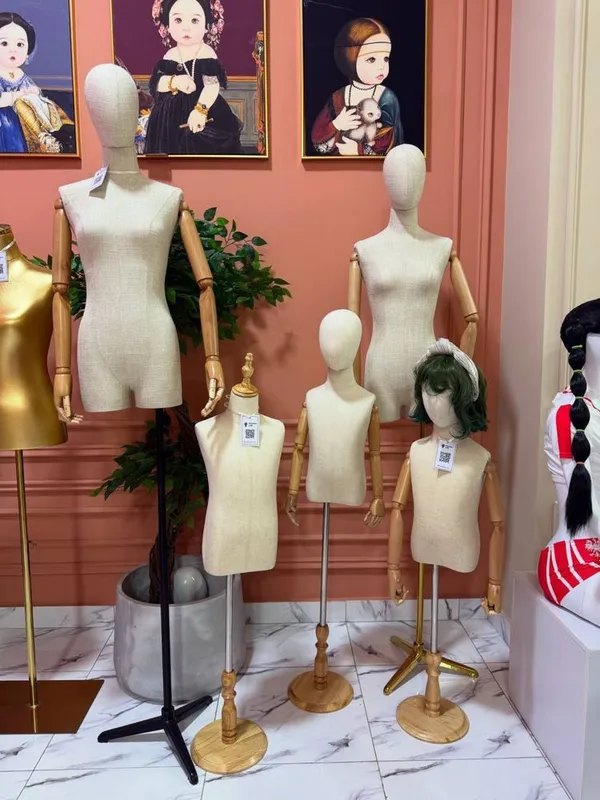 Maniken turli xilari bor