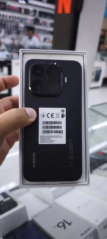 Xiaomi 15T pro 12/256 titan black 2 Xiaomi 15T pro 12/256 titan black 2