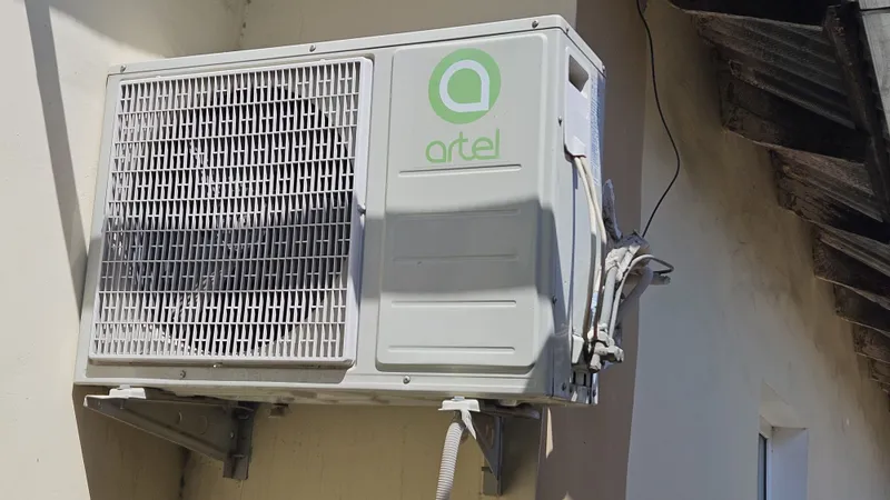 Кондиционер артель artel 18 тый, в отличном состоянии — фото 3